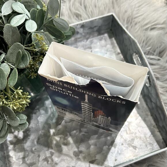 KSC‎ Kennedy Space Center Space Shuttle Mini-Sized Building Blocks (parts**) - Picture 2 of 4